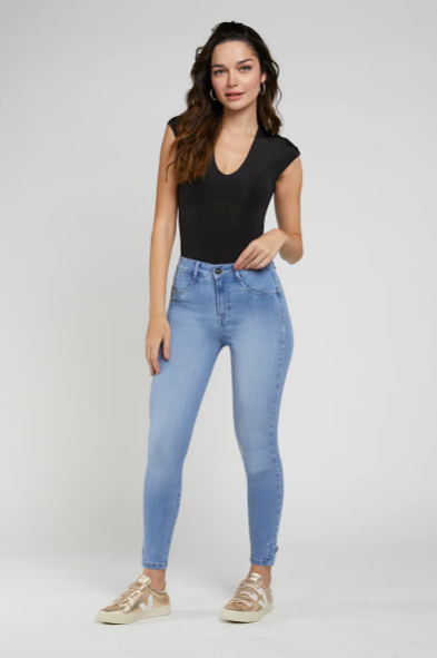 JEANS TIRO ALTO PITILLO 4905