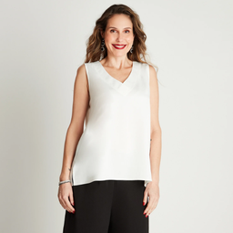 BLUSA SIN MANGA CUELLO V